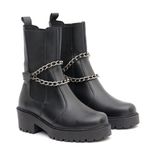Bota Chelsea em Couro Salto e Cano Médio com Correntes 