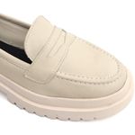 Mocassim Feminino em Couro Clássico Off White