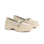Mocassim Feminino em Couro Off White Com Fivela 5