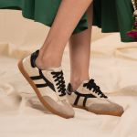 Tênis Lia em Couro e Camurça Off com Preto