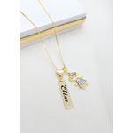 Colar Uma Plaquinha Personalizada e Pingente Menina Banhado a Ouro