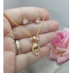 Conjunto Ponto De Luz e Pingente De Menina Banhado a Ouro