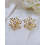 Brinco Flor Com Zircônias Banhado a Ouro