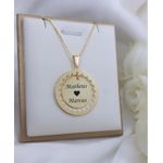 Gargantilha Círculo Personalizado e Bordas Corações Banhado a Ouro