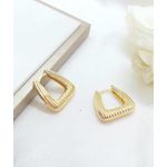 Argola Triangular Frisada g Banhada a Ouro