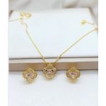 Conjunto Flor Zircônias Banhado a Ouro