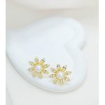 Brinco Flor Com Pérola Banhado a Ouro 