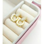 Brinco Base Cravejada Com Balanço Zircônias Banhado a Ouro 