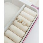 Brinco Pequeno Borboleta Cravejado em Zircônias Banhado a Ouro