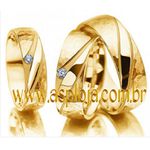 Aliança elegante de casamento ou noivado ouro amarelo largura 5,5mm