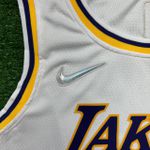 NBA Los Angeles Lakers Edição 75 anos 21/22 Kobe Bryant #8 - Branco