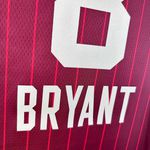 Regata All Star NBA 23/24 - Kobe Bryant #8 Vermelho silk