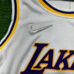 Regata Los Angeles Lakers O'Neal 34 Edição Especial 75 Anos - Branca 