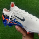 Chuteira Campo Nike Air Zoom Mercurial Vapor 16 Elite (FG) – Branco/Azul