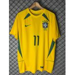 Camisa Retrô Brasil Home 2002 Ronaldinho Gaúcho N°11 (NACIONAL PREMIUM) 