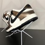Tênis Nike SB Dunk Low - Branco/Ouro velho