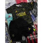 Conjunto Infantil Paris Saint Germain 22/23 Jordan Preto Com Amarelo