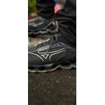 Tênis Mizuno Wave Prophecy 14 Preto/Dourado 