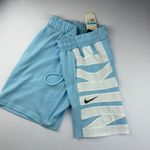 Bermuda Tactel nike azul com detalhe no canto direito 