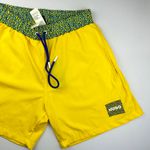 Bermuda Tactel hugo amarelo