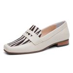 Sapato Social Feminino em Couro com estampa cor Off White