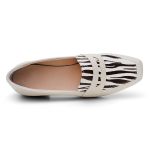 Sapato Social Feminino em Couro com estampa cor Off White