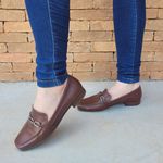 Sapato Social Feminino em Couro com fivela cor Café