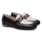 Loafer Feminino em Couro com fivela cor Preto