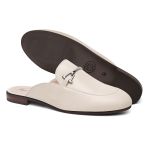 Mule Feminino Clássico em Couro cor Off White