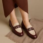 Loafer Feminino em Couro com fivela cor Café