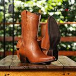 BOTA TEXANA CANO MÉDIO FEMININA COURO CARAMELO