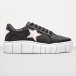 Tênis Feminino Casual com Detalhe em Estrela - Preto com Branco
