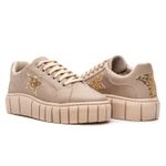 Tênis Feminino Casual com Detalhe em Estrela - Vanilla com Dourado