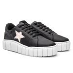 Tênis Feminino Casual com Detalhe em Estrela - Preto com Branco