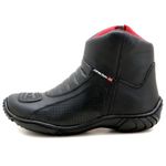 Bota motociclista em couro legítimo na cor preta semi impermeável 305