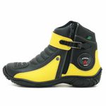 Bota motociclista preto e amarelo em couro na cor da moto 271