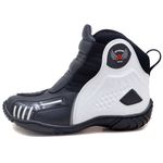 Bota motociclista Atron Shoes AS-HIGHWAY em couro legítimo semi-impermeável emborrachada Com elástico na cor Preto 408
