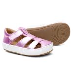 Sandália em Couro Rosa Metalizado Bebê Bamu