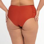 HOT PANT MODELLE LISO TERRA