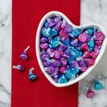 Hersheys Kisses Milk Chocolate Conversation 286g