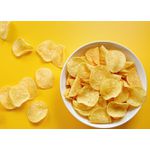 LAYS HOT AND SOUR LEMON BRAISED CHICKEN FEET FLAVOUR 70GR