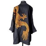Kimono Oversize Yang Linho Preto Abraço do Dragão Cobre