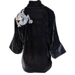 Kimono Jin Veludo Preto Dragão Folk2 Cinza