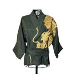 Kimono Yang Linho Verde-Militar Abraço Do Dragão Ouro