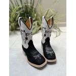 BOTA TEXANA EM COURO BORDADO NELORE