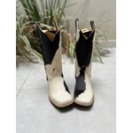 BOTA TEXANA EM COURO PELOS VACA MALHADA PRETO E BRANCO