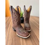 BOTA TEXANA EM COURO MARROM BÁSICA BORDADO BEGE CANO TRADICIONAL