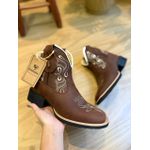 BOTINA CANO MÉDIO MARROM BORDADO BEGE 