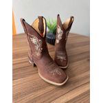 BOTA TEXANA EM COURO MARROM CANO CAPOTINHA BORDADO RAMOS BEGE