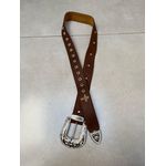 CINTO EM COURO HORSE NESCAU BORDADO CRUZ